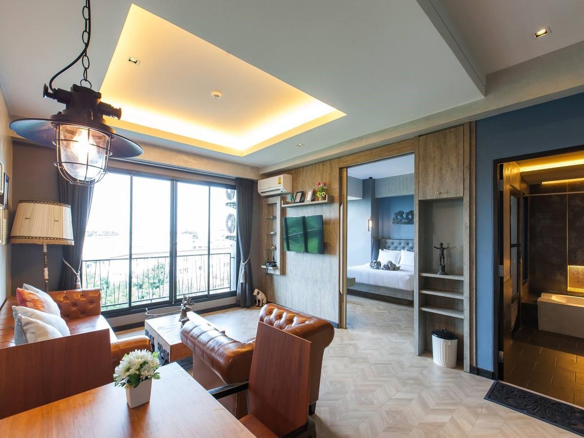 One-Bedroom Suite